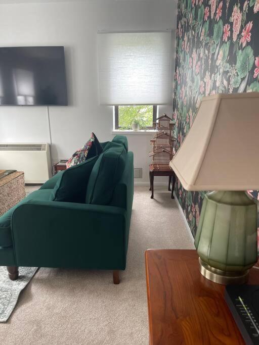 Luxury Spacious 2 Bed Apartment Shilton  외부 사진